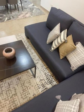 Luxury 2 bed 2bath East Legon
